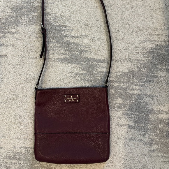 kate spade Handbags - Kate Spade cross body bag